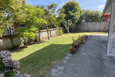 Photo of property in 8 Jomard Terrace, Northcross, Auckland, 0632