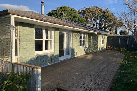 Photo of property in 6 Karaka Grove, Raumati Beach, Paraparaumu, 5032