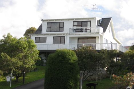 Photo of property in 19 Arohia Place, Snells Beach, 0920