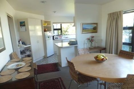 Photo of property in 2/12 Macmillan Avenue, Cashmere, Christchurch, 8022