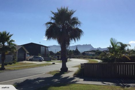 Photo of property in 12 O'farrell Drive, One Tree Point, 0118