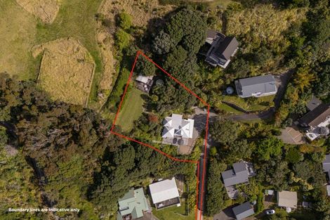 Photo of property in 5 Florence Place, Hahei, Whitianga, 3591