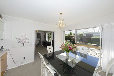 Photo of property in 50 Kent Lodge Avenue, Avonhead, Christchurch, 8042