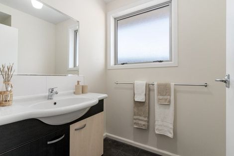 Photo of property in 379 Yaldhurst Road, Russley, Christchurch, 8042