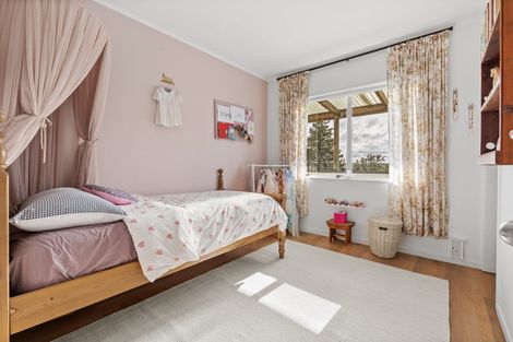 Photo of property in 59b Arran Road, Browns Bay, Auckland, 0630