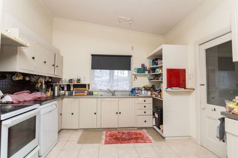 Photo of property in 12 Grant Street, Dannevirke, 4930
