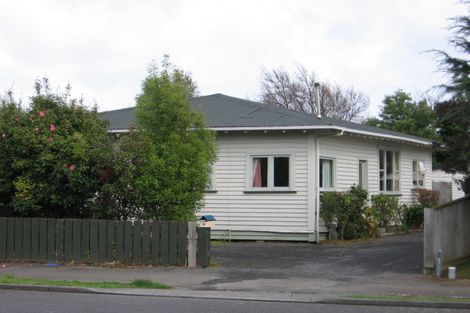 Photo of property in 30 Marne Street, Hokowhitu, Palmerston North, 4410