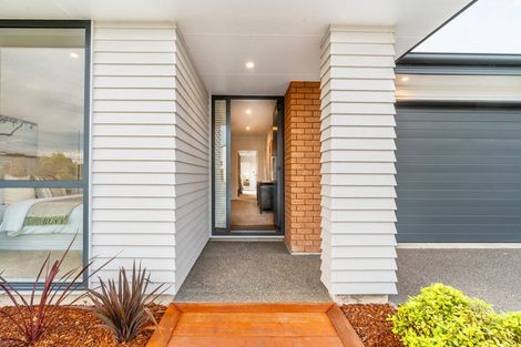 Photo of property in 12 Sholto Duncan Crescent, Halswell, Christchurch, 8025