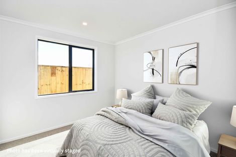 Photo of property in 32 Korowhiti Road, Clarks Beach, 2122