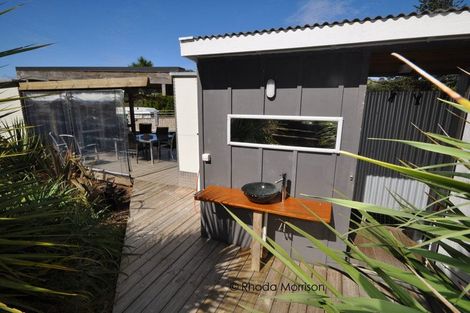 Photo of property in 76 Komiti Road, Tinopai, 0593