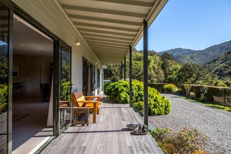 Photo of property in 91 Boar Bush Gully Road, Featherston, 5710