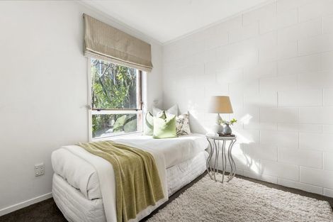 Photo of property in 2/11 Kawerau Avenue, Devonport, Auckland, 0624