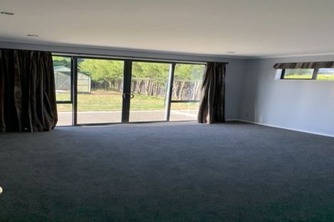 Photo of property in 3 Foresters Crescent, Parklands, Christchurch, 8083