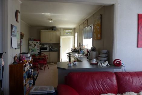 Photo of property in 1 Edinburgh Street, Waimate, 7924
