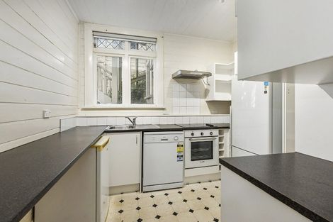 Photo of property in 195 The Terrace, Wellington Central, Wellington, 6011