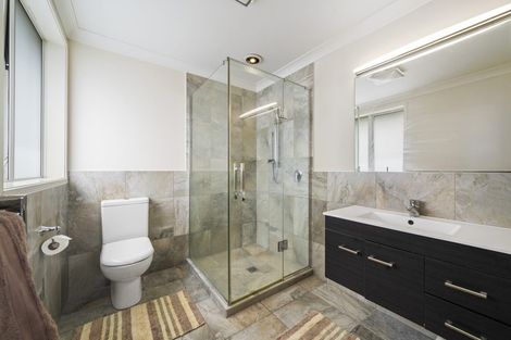 Photo of property in 42 Castellina Drive, Karaka, Papakura, 2113