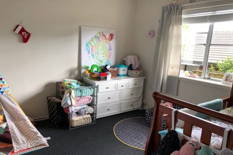 Photo of property in 2/7 Chapel Street, Papakura, 2110