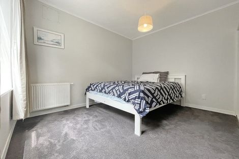 Photo of property in 8 Liffey Crescent, Island Bay, Wellington, 6023