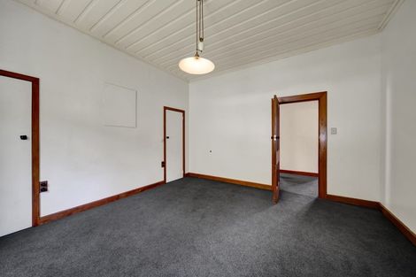 Photo of property in 44 Carrington Street, Lower Vogeltown, New Plymouth, 4310