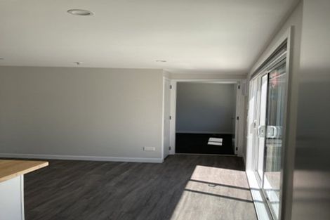 Photo of property in 4 Glendavar Street, Berhampore, Wellington, 6023