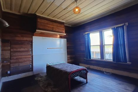 Photo of property in 129 Russell Street, Westport, 7825