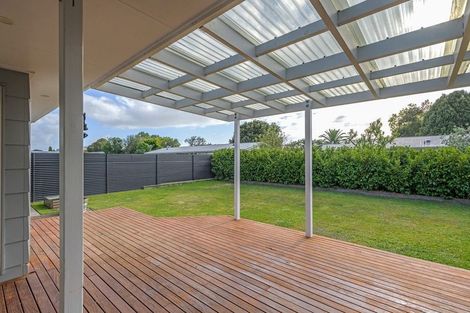 Photo of property in 11 Amberley Avenue, Westbrook, Palmerston North, 4412