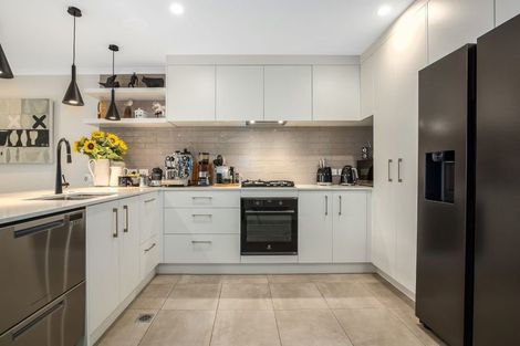 Photo of property in 5 Breakwater Way, Whitby, Porirua, 5024