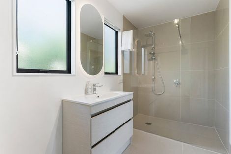 Photo of property in 2/34 Selwyn Crescent, Forrest Hill, Auckland, 0620