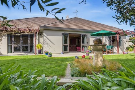 Photo of property in 16 Rifleman Lane, Paraparaumu Beach, Paraparaumu, 5032