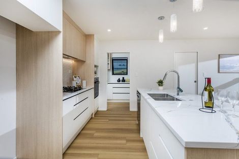 Photo of property in 35 Pinecrest Drive, Gulf Harbour, Whangaparaoa, 0930