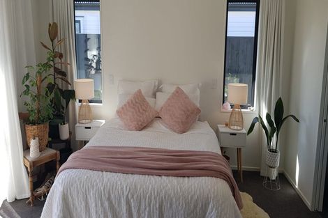 Photo of property in 12 Mccahon Drive, Rangiora, 7400