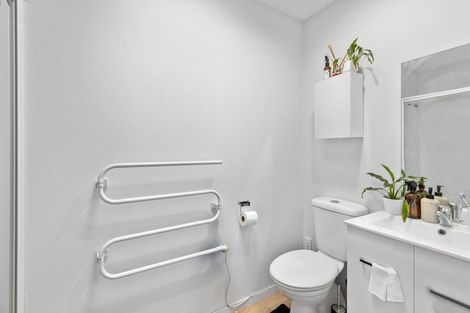 Photo of property in 4/75 Burke Street, Addington, Christchurch, 8024