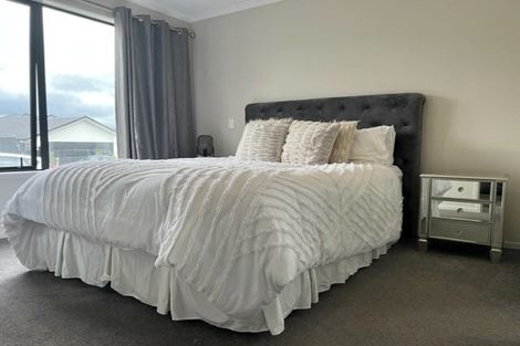 Photo of property in 16 Pioneer Crescent, Omokoroa, 3114