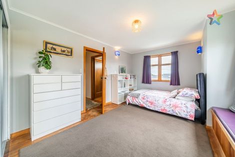 Photo of property in 48 Brook Street, Waterloo, Lower Hutt, 5011
