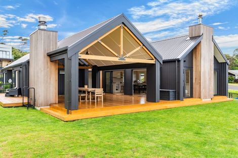 Photo of property in 3 Garden Way, Mangawhai Heads, Mangawhai, 0505