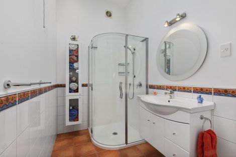 Photo of property in 4 Major Drive, Kelson, Lower Hutt, 5010