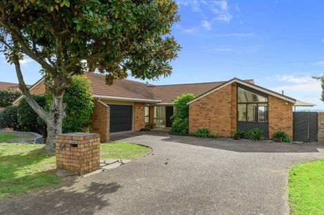 Photo of property in 64 Oliver Road, Eastern Beach, Auckland, 2012