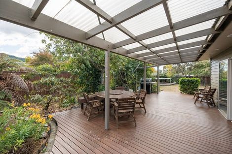 Photo of property in 1 Bird Lane, Wakefield, 7025