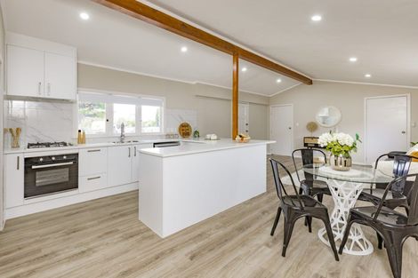 Photo of property in 1/2 Hunua Road, Papakura, 2110