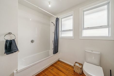 Photo of property in 15 Passive Grove, Ascot Park, Porirua, 5024