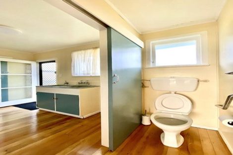 Photo of property in 18a Tomo Street, New Lynn, Auckland, 0600