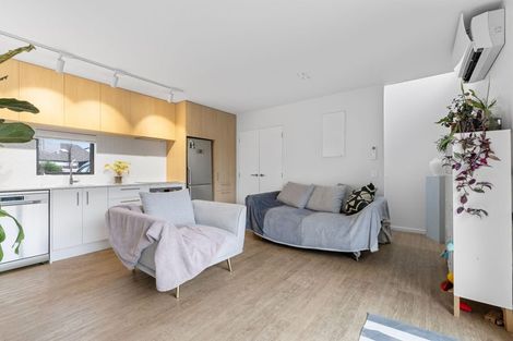 Photo of property in 1/27 Bartlett Street, Riccarton, Christchurch, 8011