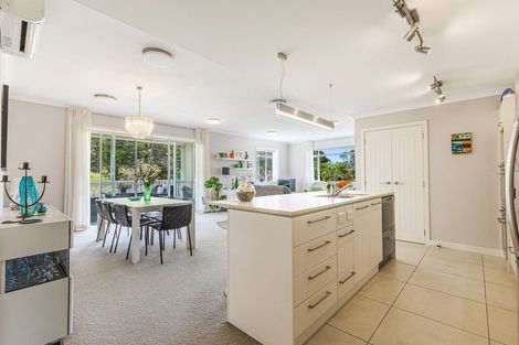 Photo of property in 24 Eaves Bush Parade, Orewa, 0931