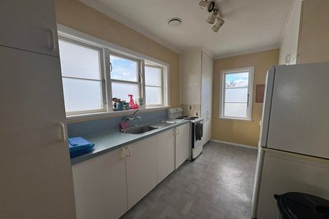 Photo of property in 36 Oxford Crescent, Ebdentown, Upper Hutt, 5018