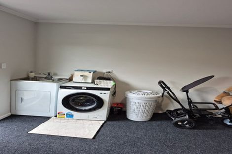 Photo of property in 26 Castletown Street, Wallaceville, Upper Hutt, 5018