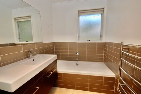 Photo of property in 50 Salamanca Road, Sunnynook, Auckland, 0620