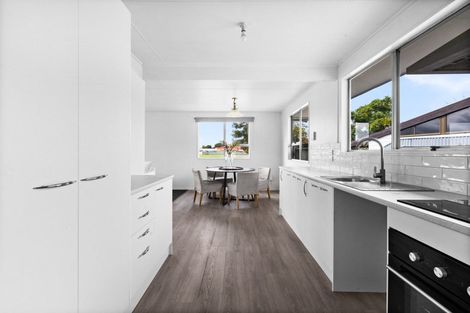 Photo of property in 69 Caernarvon Drive, Flaxmere, Hastings, 4120