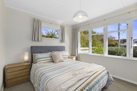 Photo of property in 9 Huia Grove, Elderslea, Upper Hutt, 5018