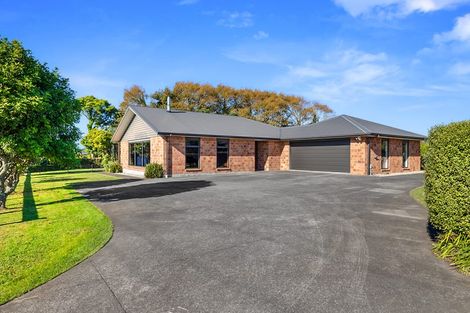 Photo of property in 111 Queens Road, Glen Avon, New Plymouth, 4312