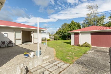 Photo of property in 13 Armstrong Avenue, Carterton, 5713